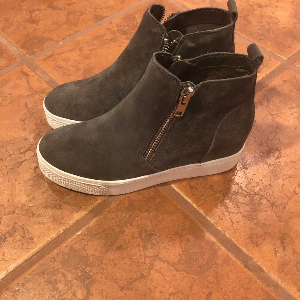 BRAND NEW Grey Steve Madden Wedgies Size 6/7 - Picture 8 of 8